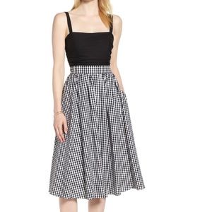 1901 Gingham Bow Back Dress